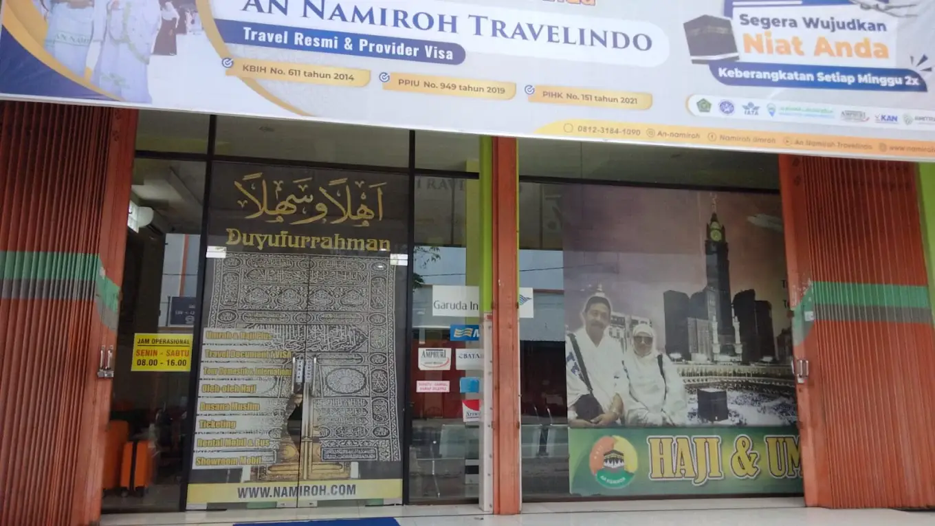 Gedung kantor PT. An Namiroh Travelindo